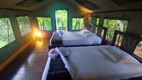 Bungalow image 10