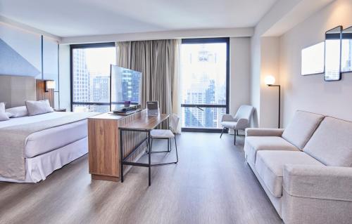 room detail thumbnail 1
