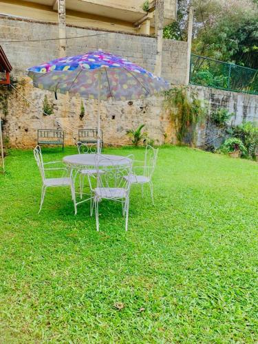 حديقة, No 06 Veediya Bandara Lane Bahirawakanda in انيواتا