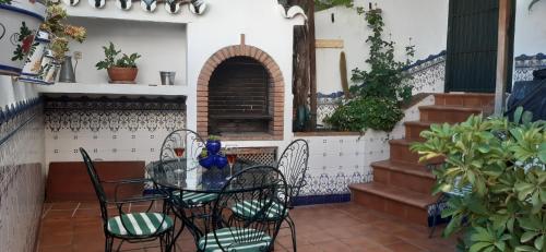 Casa Luciíta: Agradable con chimenea, patio y BBQ.