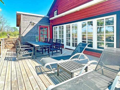 숙소 외관, person holiday home in BORGHOLM-By Traum in 할토르프