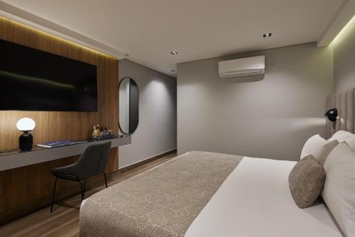 481426807 Hotel Selis