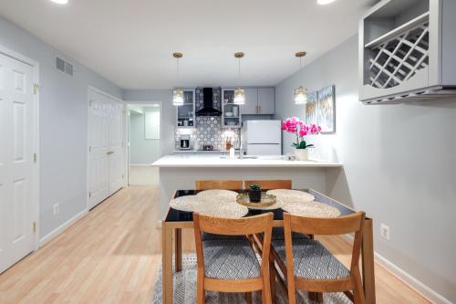 Cozy Herndon Home Near Wineries! in Herndon, USA