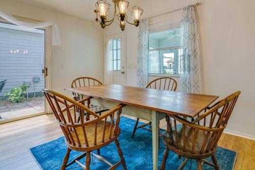 The Villages House with Community Amenities! in The Villages, USA