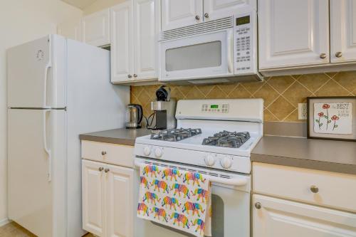 The Villages House with Community Amenities! in The Villages, USA