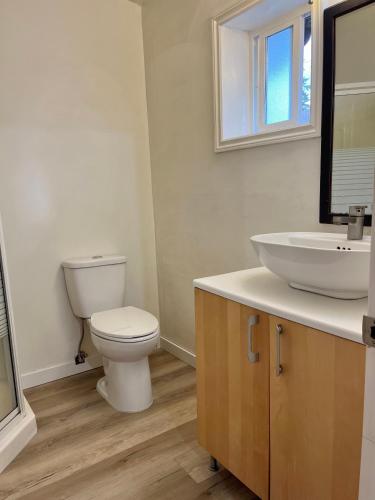 Whole Suite to Yourself at Coquitlam Centre! in Port Coquitlam, Canada