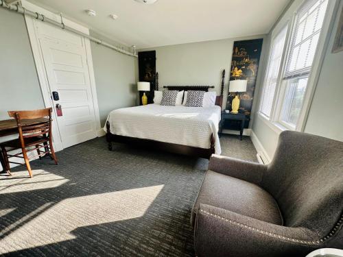 Inn @ Gifford House