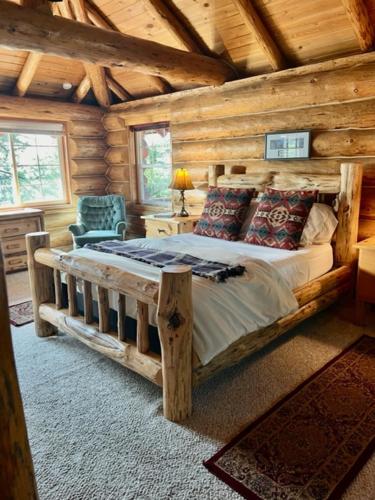 John's Cabin thumb 4