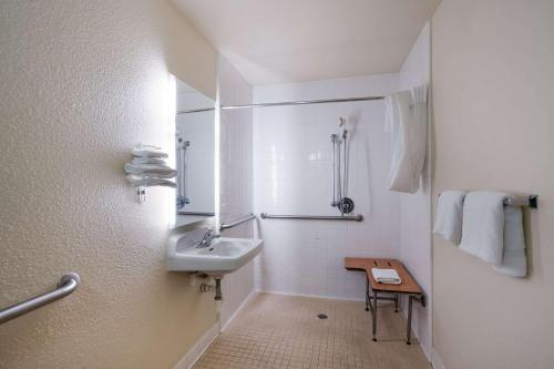 Quality Inn Elk Grove-Sacramento