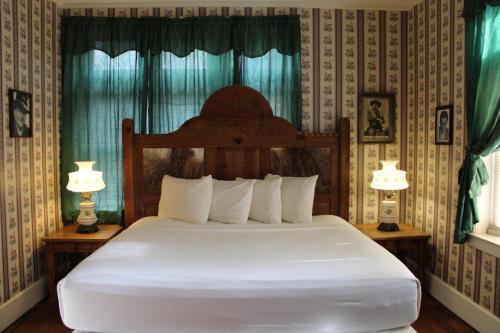 Copper Queen Hotel - image 9