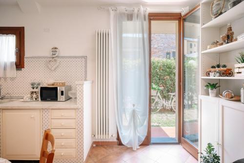  Ema´s guest house in Lucca