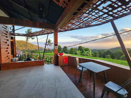 Restaurant, Taman Dari in Singaraja