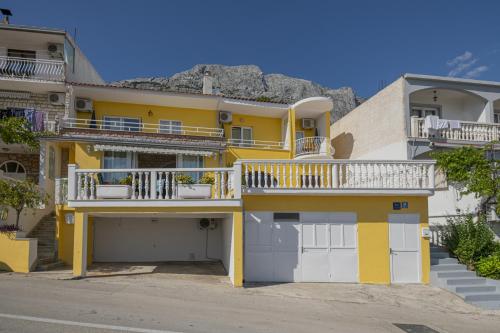 Apartments with WiFi Baska Voda, Makarska - 21609 Apartments with WiFi Baska Voda, Makarska - 21609