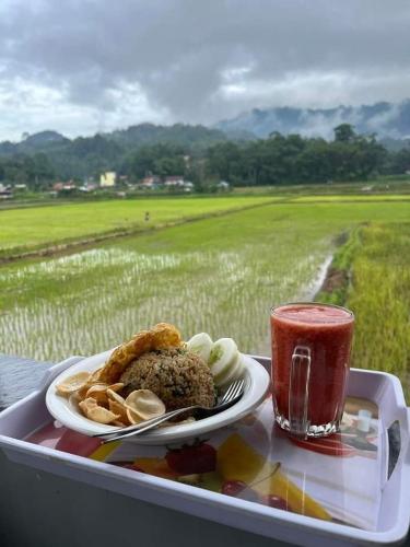 Food and beverages, Purabarang Homestay in Rantepao