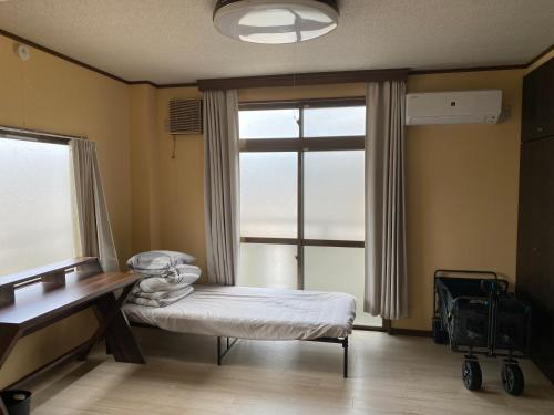 B&B Gifu - 快適に滞在&家族利用等におすすめ 洋室と和室が繋がったお部屋 - Bed and Breakfast Gifu