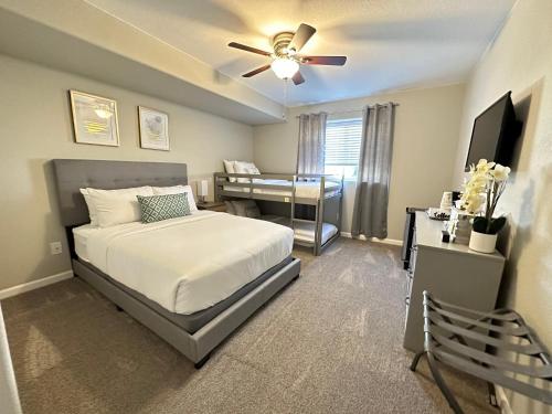 Stylish & Comfy Getaway in Pueblo West