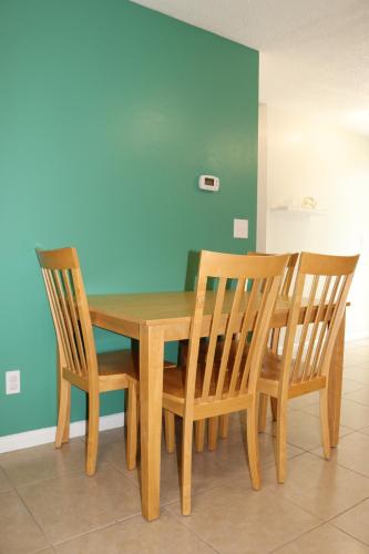 Faciliteiten, Hidden Emerald-Apartment with Kitchen and Laundry in Lakeland