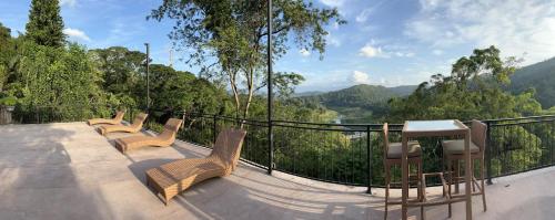 مناطق جذب قريبة, Indra Manel Family Holiday Resort in ديجانا
