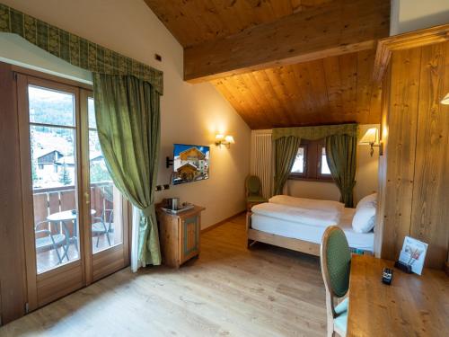 Hotel Cervo - image 13