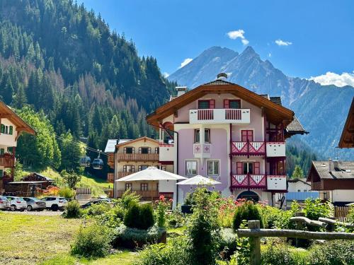 Cesa Planber Apartments Mountain View BIKE FRIENDLY Canazei