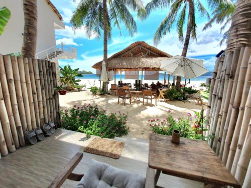 Lucky Spot Beach Bungalow