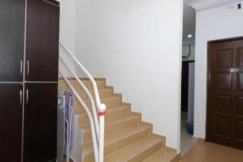 OYO 905 Hotel De'Light Villa in Pengkalan Chepa
