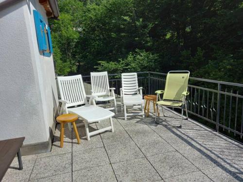 La reis entursuo in Frassino