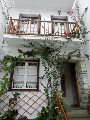 Aggela Guesthouse Skopelos