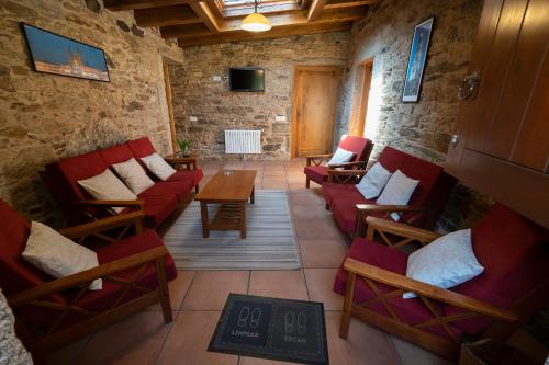 Közös társalgó / TV, Casa rural completa Río Sarela (Casa rural completa Rio Sarela) in Santa Maria Leira