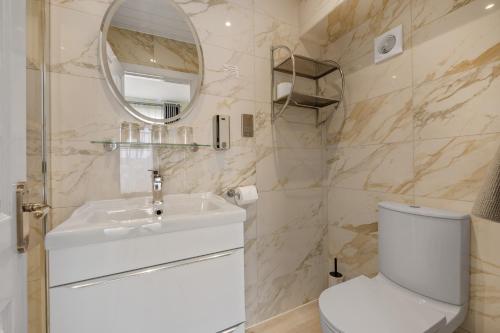 The Drake Guest Accommodation - image 3