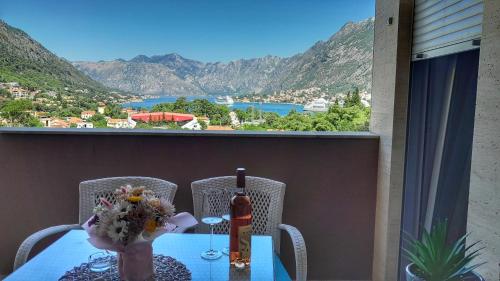 Sea view apartment in Kotor ! Apartment Popica