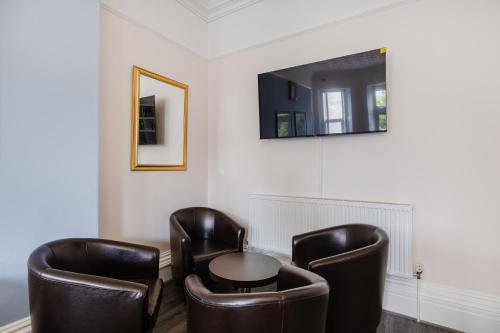 The Drake Guest Accommodation - image 10