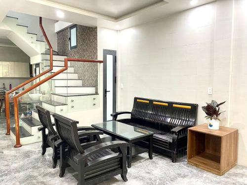 ห้องส่วนกลางสำหรับนั่งเล่น/ดูทีวี, ไชน์ โฮเทล Huế (Shine Hotel Huế) in เว้