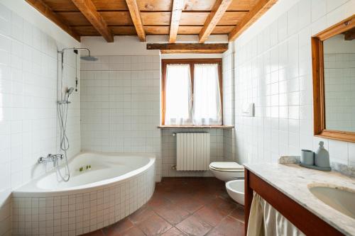 Three-Bedroom Apartment image 10