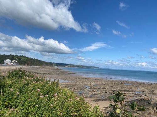 Beach Woods Coastal Path chalet