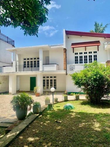 Wadduwa Seaside House