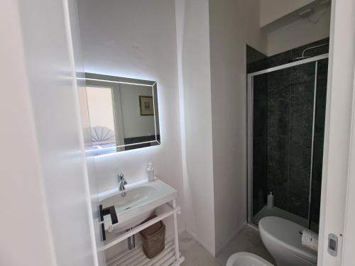 Deluxe Suite image 3