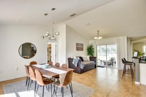 Lanai and Fire Pit Peaceful Palm Coast Home! in Palm Coast, USA