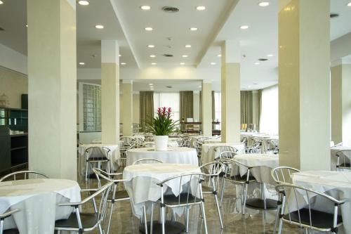 Hotel Nord Est - image 2