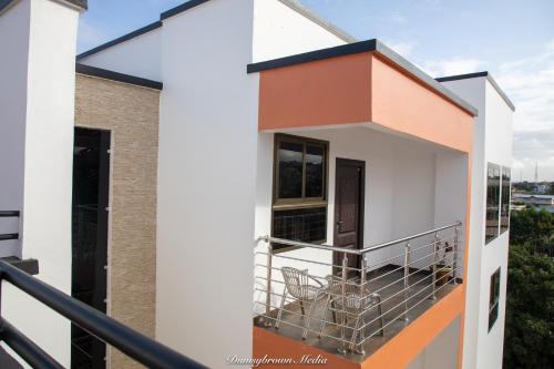 Stunning 2-Bedroom Furnished Apartment in Accra