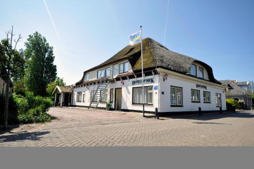 Entrada, Hotel Op Diek in Texel