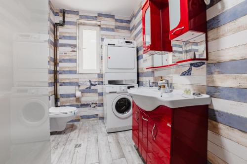 Noua Oasis BNB with PARKING Noua Oasis BNB with PARKING