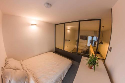 Joli loft atypique - Métro Valmy - Location saisonnière - Lyon