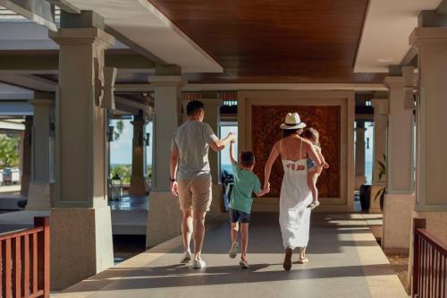 Phuket Marriott Resort and Spa, Nai Yang Beach photo 2