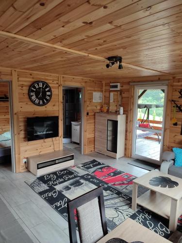 Roztocze, Domek Na Leśnym Wzgórzu nr2,Krasnobród,Zamość, Zwierzyniec, jacuzzi (Roztocze, Domek Na Lesnym Wzgorzu nr2,Krasnobrod,Zamosc, Zwierzyniec, jacuzzi) in Jacnia