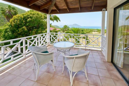 Mount Nevis Hotel in Rawlins