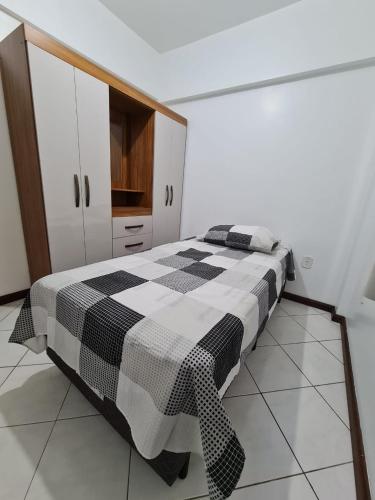 Apartamento com mobília nova 101!