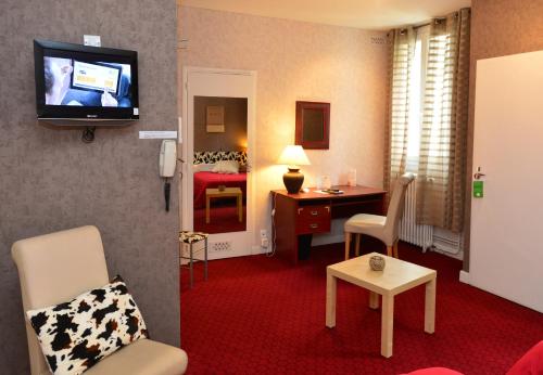 Hôtel La Croix Blanche - image 10