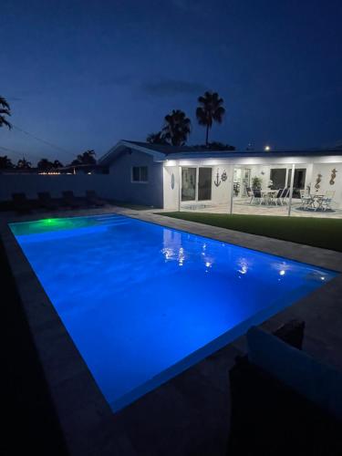Escape to a Backyard Oasis in Fort Lauderdale, USA