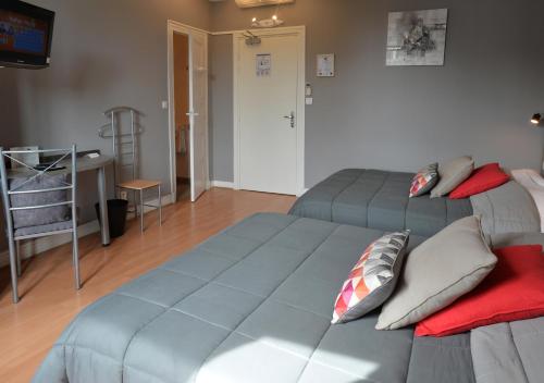 Hôtel La Croix Blanche - image 11